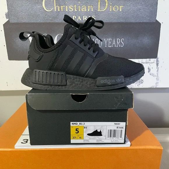 adidas | Shoes | Adidas Originals Nmd Kids Size 5 In All Black | Poshmark